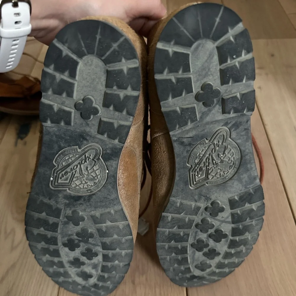 Woolrich Beebe Leather Boot - Picture 5 of 9